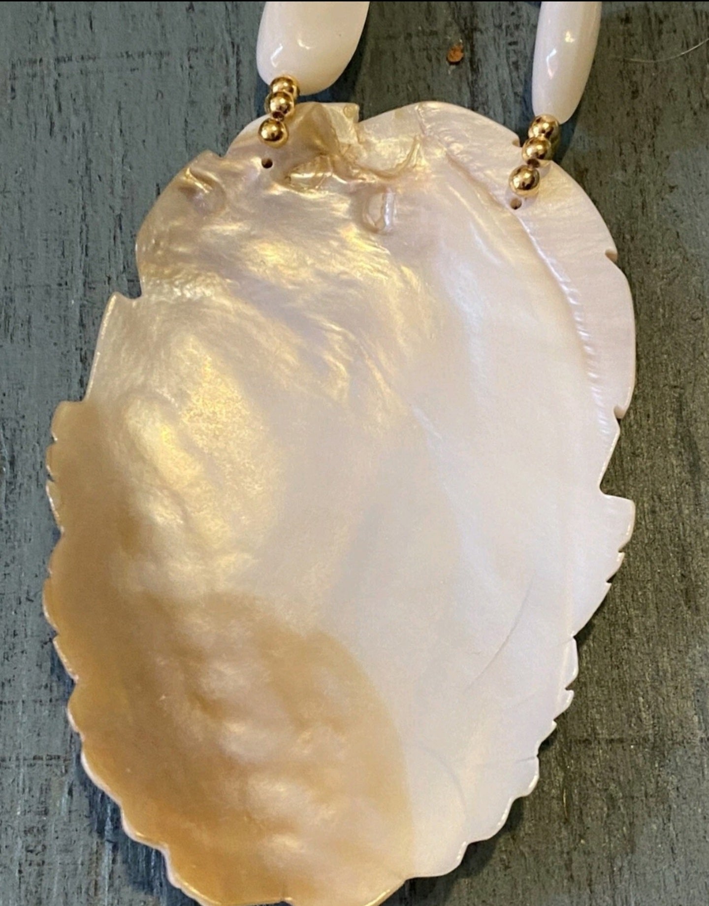 Vintage Carved Mother of Pearl Statement Necklace with Smooth Shell Beads