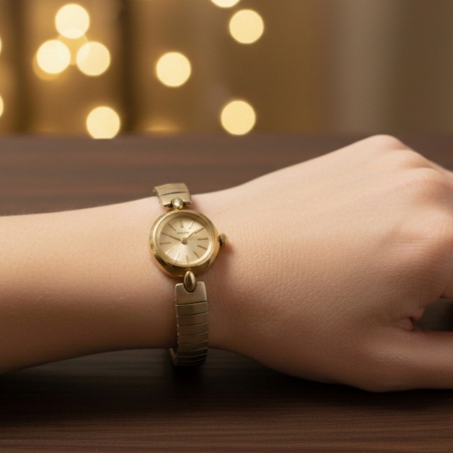 Vintage Elegance: 1950s Timex Ladies’ Cocktail Watch